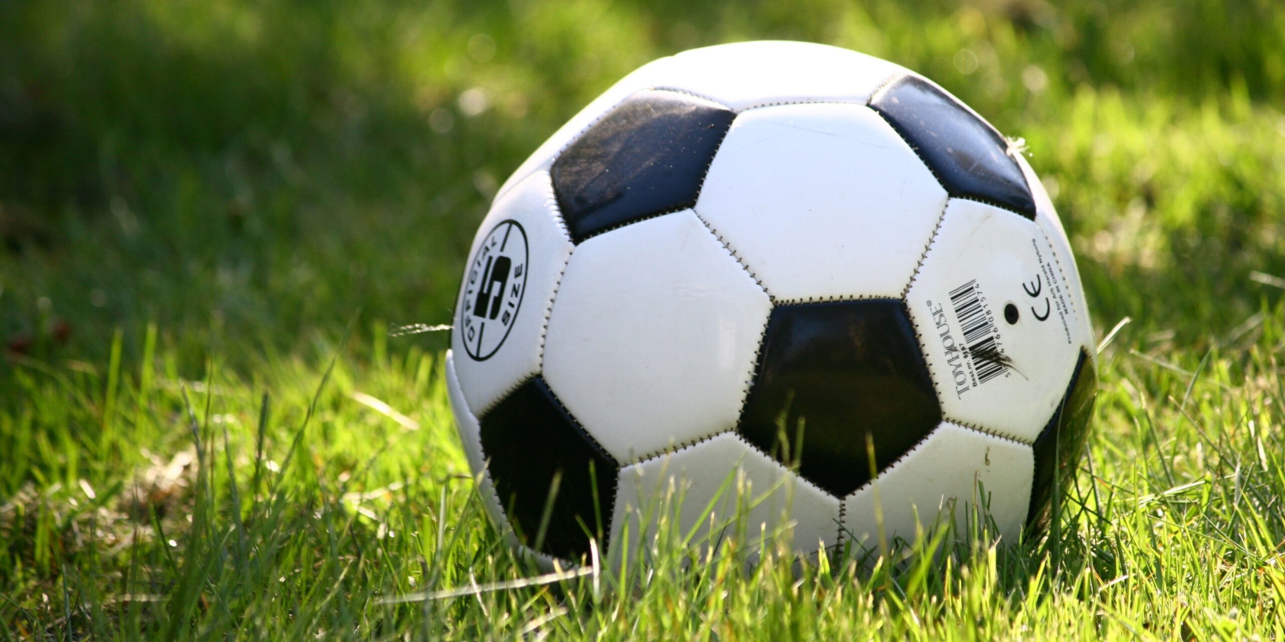 “Voetbal is simpel. Maar simpel voetballen blijkt vaak het moeilijkste wat er is” – Johan Cruijff