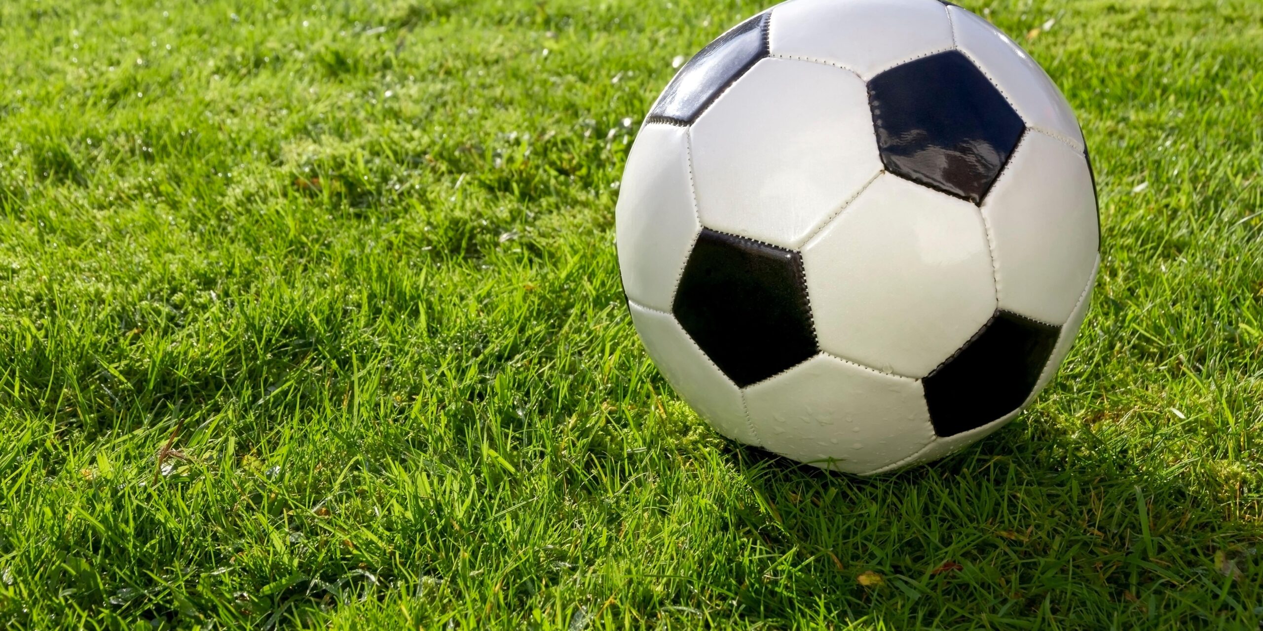 « Le football, c’est simple. Mais pratiquer un football simple est souvent ce qu’il y a de plus compliqué. » – Johan Cruijff