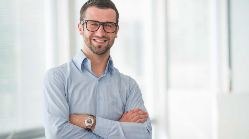 Faut-il recruter un Country Manager local ou expatrier un cadre du siège ?